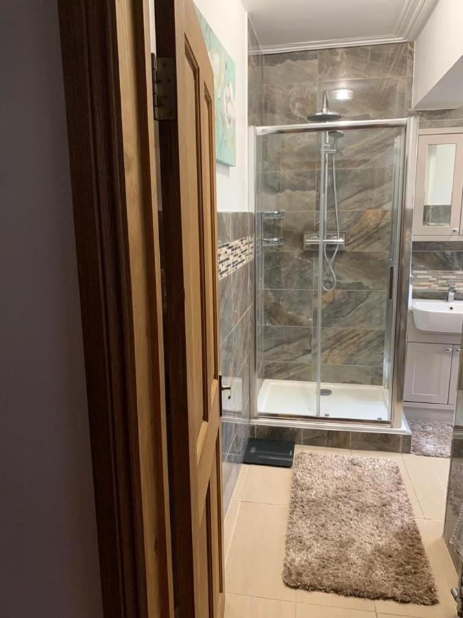 Fbs Homestay Norwood Екстериор снимка